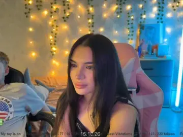 Bongacams Free Live Porn of CoupleOnFire