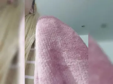 Bongacams Watch Live Sex Cams of LittleSammy