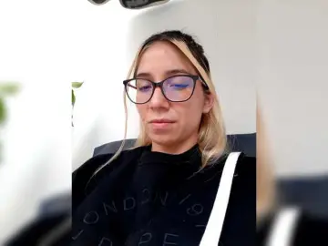 Bongacams Nude Webcam of LittleSammy