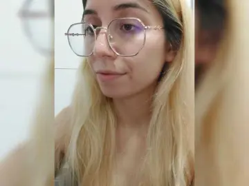 Bongacams Nude Webcam of LittleSammy