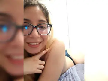 Bongacams Live Porn of LittleSammy