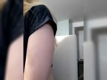 Bongacams Live Sex Cam of LittleSammy