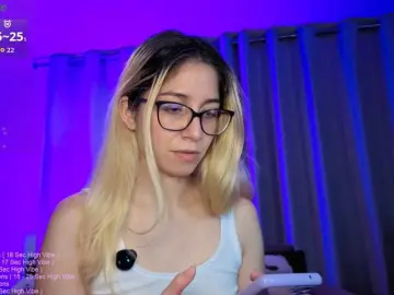 Bongacams Free Live Porn of LittleSammy