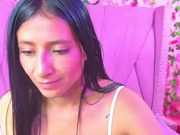 Bongacams Watch Live Sex Cams of SharlotRodriguez