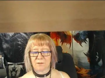 Bongacams Live Sex Cam of 90dTitten