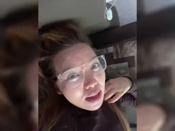 Bongacams Live Sex Cam of LynnMonica