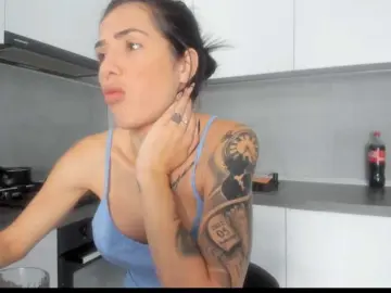 Bongacams Best live sex cam show of Emasweetxx