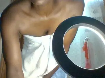 Bongacams Free Live Porn of Sexybooty15