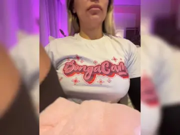 Bongacams Adult Webcam of EmilyLeah