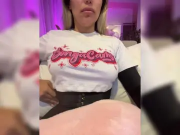 Bongacams Live Porn of EmilyLeah