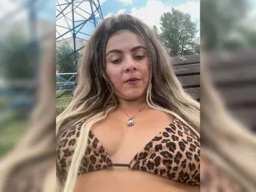 Bongacams Live Sex Cam of ProseccoMood