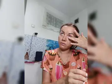 Bongacams Watch Live Sex Cams of Alenushka888