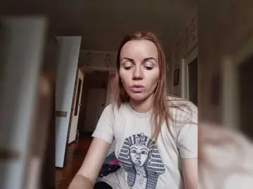Bongacams Free Porn Cam of Alenushka888