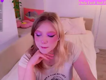 Bongacams Live Sex Cam of CrazyWine