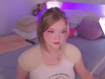 Bongacams Free Porn Cam of CrazyWine