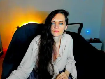 Bongacams Adult Video Chat of SexQueen11