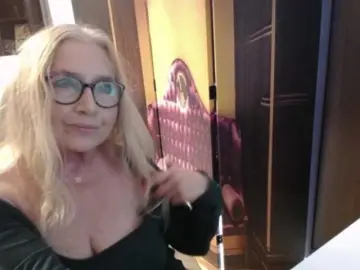 Bongacams Best live sex cam show of BlondeSofia