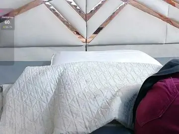 Bongacams Watch Live Sex Cams of yourcuteneighbourr