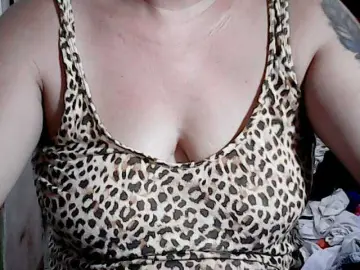 Bongacams Nude Webcam of xxlovelybabexx