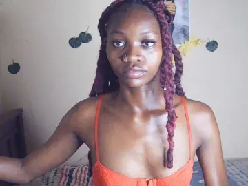 Bongacams Live Sex Cam of Luna-Noir