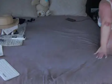 Bongacams Live Porn of HairyCrotch