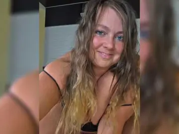 Bongacams Sex Cam of HairyCrotch