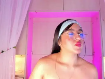 Bongacams Live Sex Cam of BellaBroocks