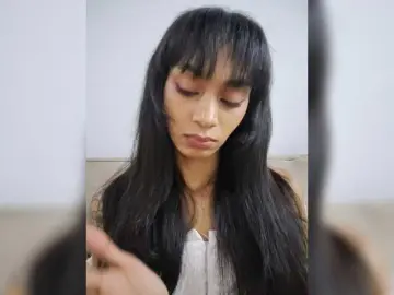 Bongacams Sex Cam of Leaberry