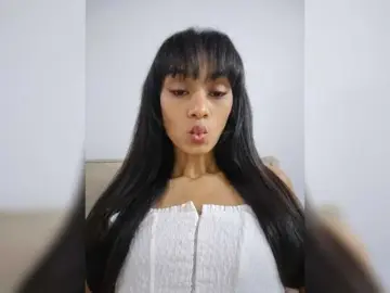 Bongacams Live Porn of Leaberry
