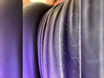 Bongacams Best live sex cam show of LittleToxic