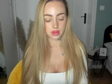 Bongacams Live Sex Cam of SEXYcoralie