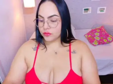 Bongacams Best live sex cam show of curvy-sexyvalen