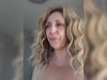 Bongacams Live Porn of mery8poppins