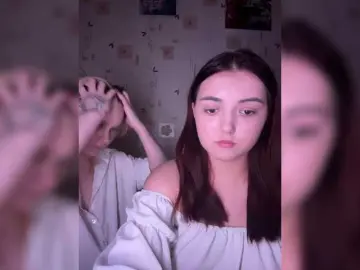 Bongacams Live Sex Cam of BellaAndAlice