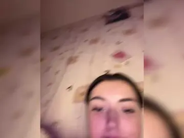 Bongacams Watch Live Sex Cams of BellaAndAlice