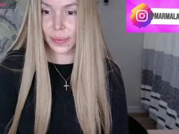 Bongacams Sex Cam of Foxymoxy19