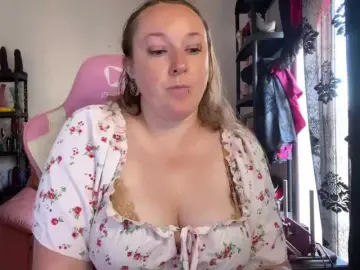 Bongacams Free Porn Cam of NylonQueen