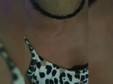 Bongacams Best live sex cam show of DiVona