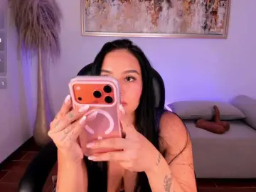 Bongacams Nude Webcam of MollyJones