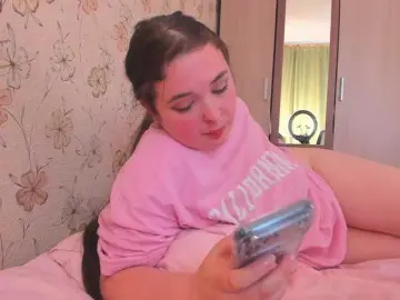 Bongacams Nude Webcam of Alicenextdoor