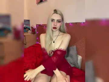 Bongacams Watch Live Sex Cams of Chanterelle008