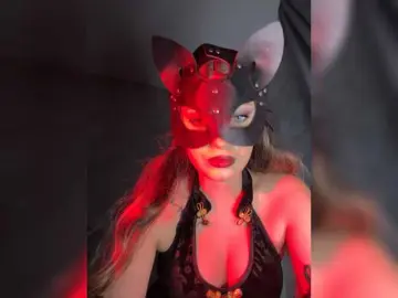 Bongacams Watch Live Sex Cams of Blood-Mary