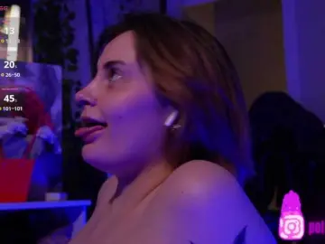 Bongacams Watch Live Sex Cams of lxc999