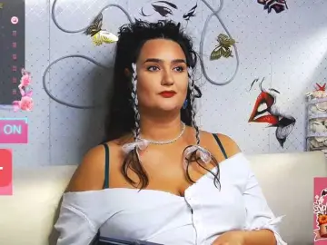 Bongacams Watch Live Sex Cams of WickedButShy