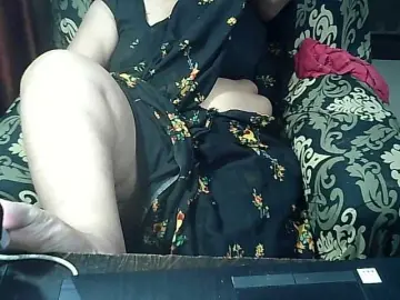 Bongacams Best live sex cam show of Indianbhabhimilf40