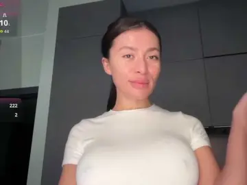 Bongacams Sex Cam of LunaDesire