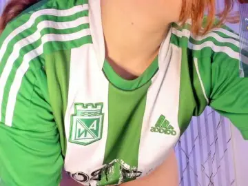 Bongacams Live Sex Cam of Naomy-tay1