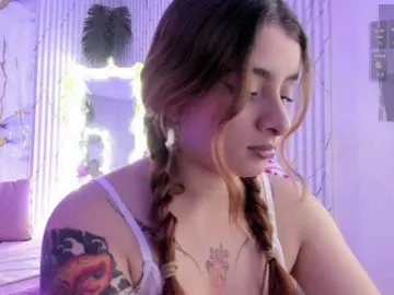 Bongacams Watch Live Sex Cams of Naomy-tay1