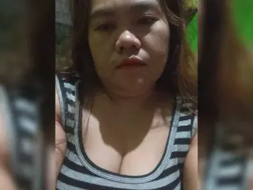 Bongacams Watch Live Sex Cams of Chemaihot96