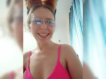 Bongacams Private Sex Chat of -queen-margo-